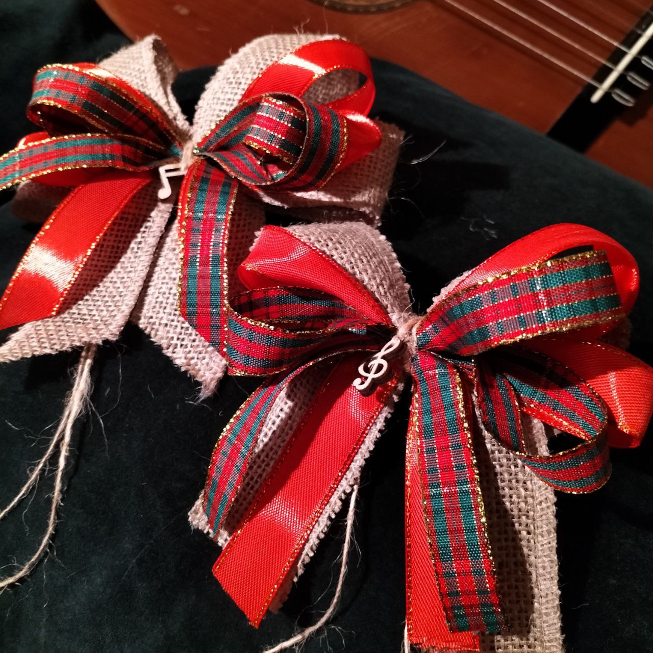 Weihnachtsschleife rot - handgemacht