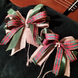 Weihnachtsschleifen grün - handgemacht