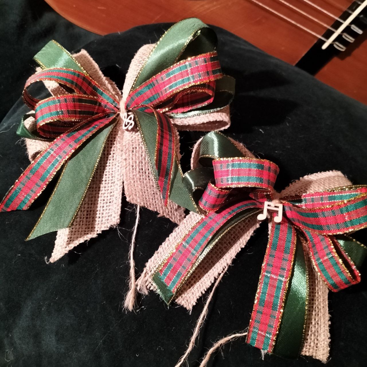 Weihnachtsschleifen grün - handgemacht